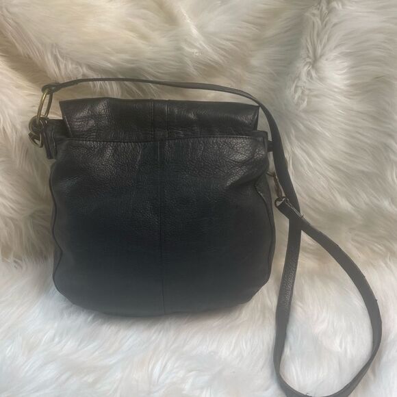 Lucky Brand soft black leather medium shoulder bag with satchel accent . - Picture 3 of 13
